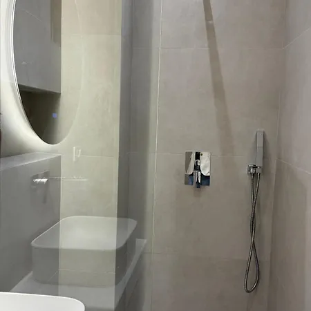 Elen Apartment